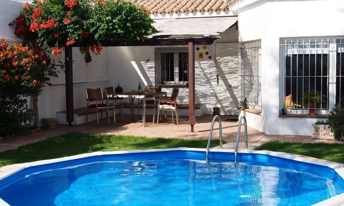 Barrio Nuevo Casa | Casa para sentirse bien cerca de la playa con piscina privada y hermoso jardín, relajación perfecta