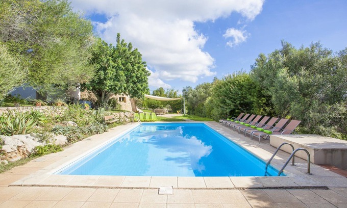 Sant Llorenc des Cardassar Villa | ES GARROVER - Villa con piscina privada en CALA MILLOR. WiFi Gratis