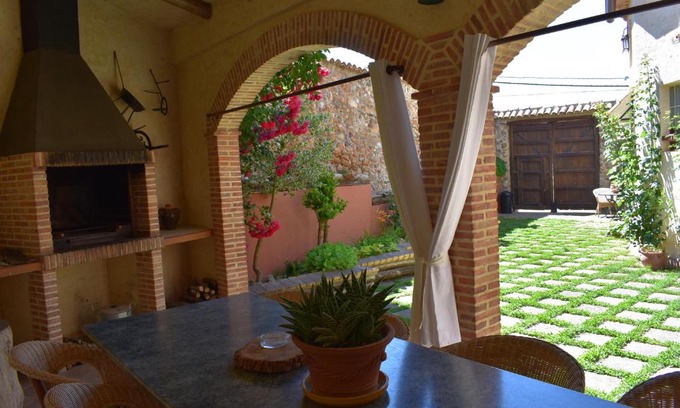 Villanueva del Rebollar de Sierra Casa | La Casa del Azafrán