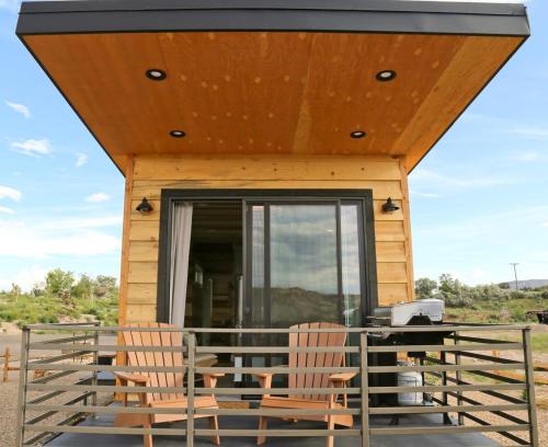 Escalante Casa | Escalante Escapes Holly Hock- King Escape