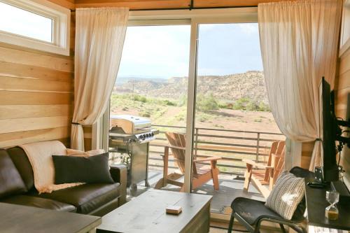 Escalante Casa | Escalante Escapes Moon Lily- Bunk Escape