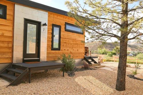 Escalante Casa | Escalante Escapes Star Lily- Bunk Escape