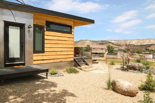 Escalante Casa | Escalante Escapes Wild Rose- King Escape