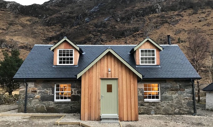 Shiel Bridge Cabaña | Old Cottage, Lochhournhead, Kinloch Hourn