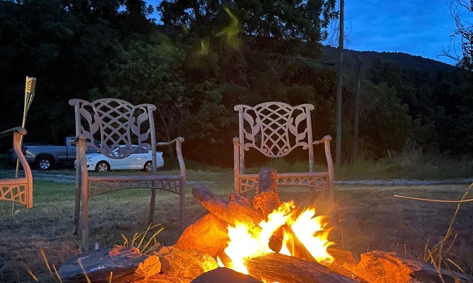 Bakerton Cabaña | Escape from the City. House near Harpers Ferry