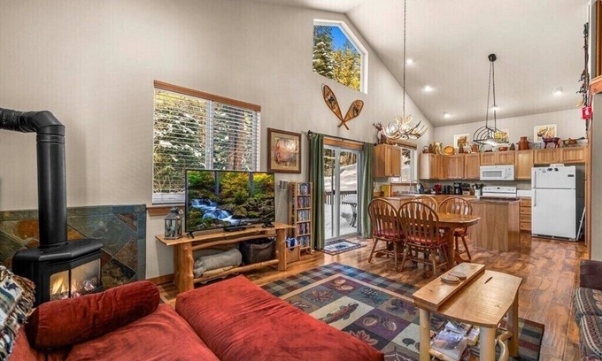 Leavenworth Cabina | Escapar del ajetreo y el bullicio. ¡Tómese el tiempo para relajarse y recargar energías!