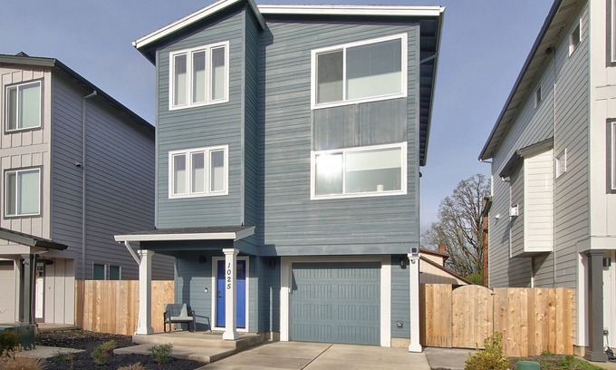 Newberg Casa | Escape to a Wine Getaway