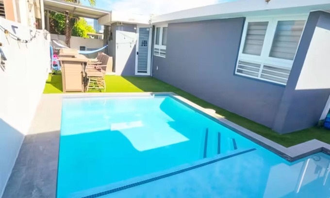 Sabana Abajo Apartamento | Escape to an oasis with a private pool. 8 min from the airport and close to everything