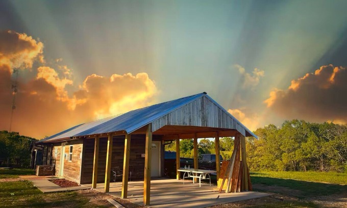Squires Cabina | Escape to Blair Base Camp at Hercules Glades Wilderness