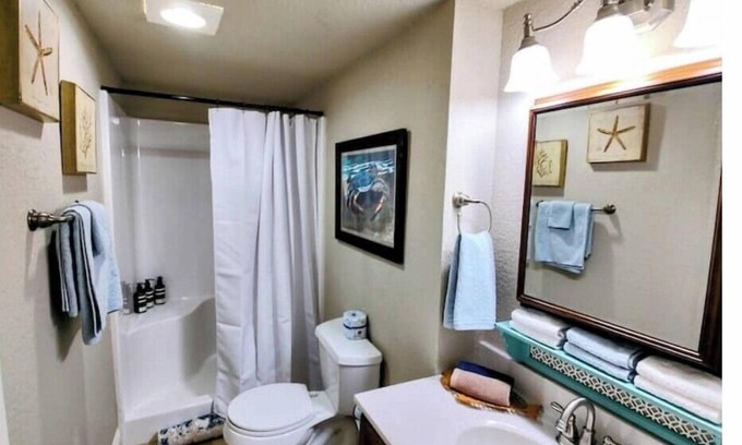 Mid America Condominio | Escape to Clearwater!