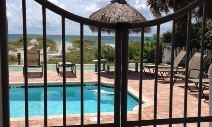 Independence Square Condominio | Fechas de otoño disponibles !! Reserve ahora a solo unos pasos del Golfo de México.