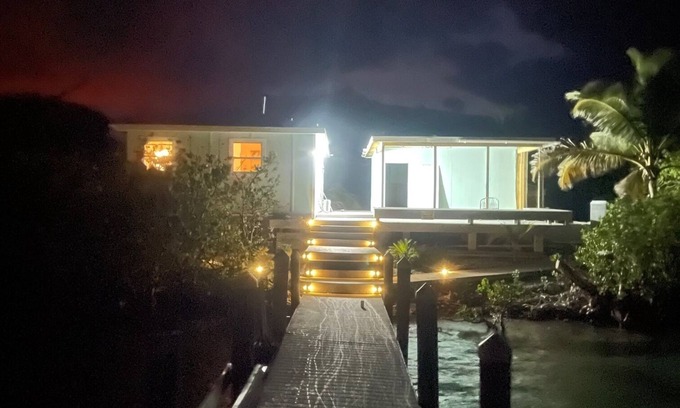 Green Turtle Cay Casa | Escape to Paradise: 1-Bedroom 1 bath 2 Boat Docks with Sunrise and sunset Views!