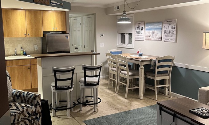 Stone Harbor Condominio | Escape to Paradise in Avalon – Beautiful Condo Just Steps from the Beach