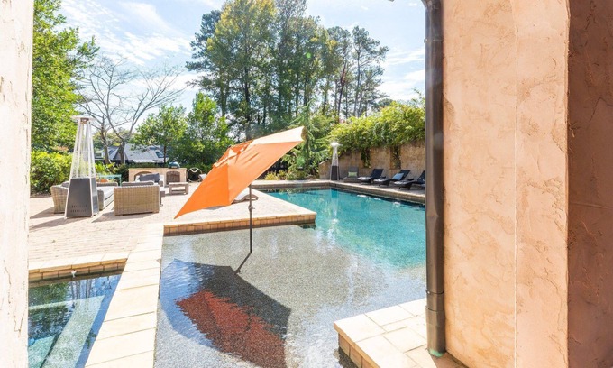Marietta Casa | Fall Sale: 10% Off 3+ nights – thru Nov 20!