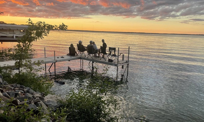 Arkdale Cabina | Escape to your own cabin with a private dock on the Petenwell Flowage.