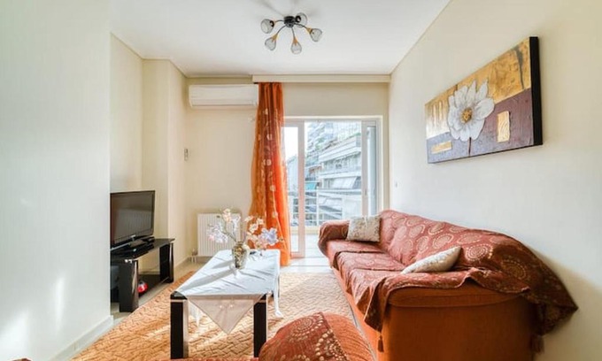 Ano Patisia Apartamento | Escape with Style in this Chic 2BR Apartment!
