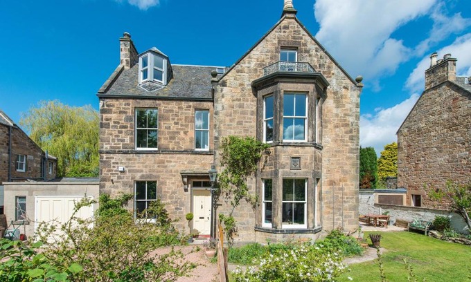 Eskbank Casa | Eskbank Villa near Edinburgh