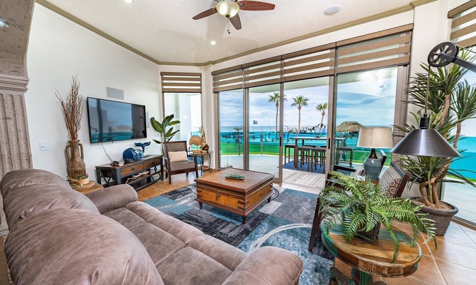 La Choya Condominio | Esmeralda Beach Resort 3 Bedrooms Condo B 103