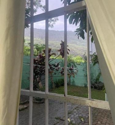 Inhangueta Casa | Espaço Verde