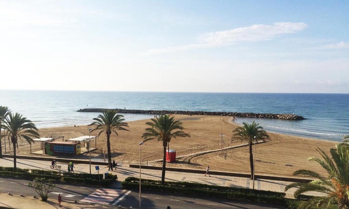 Cunit Apartamento | Espectacular ático dúplex con vistas al mar