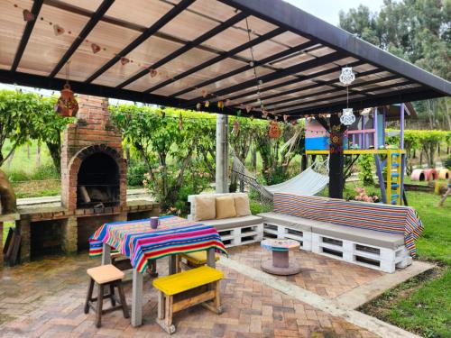 Cogua Casa | Espectacular cabaña campestre con granja