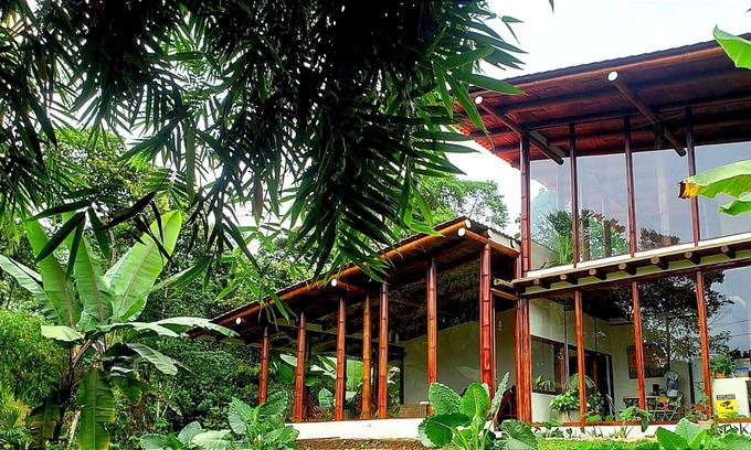 Jama Cabaña | Espectacular Casa de Diseñador Completamente Equipada y Rodeada de Naturaleza