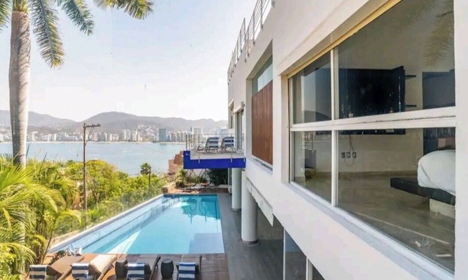 Guitarrón Casa | ESPECTACULAR moderna casa Brisas 14per Sanitizada