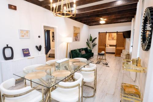 Seventh Ward Casa | Esplanade Magic 5 Just Minutes By Uber Or Car To French Quarter and 5 mins from Superdome