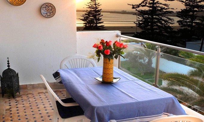 Essaouira Coast Apartamento | En Essaouira, Ap de pie F2 con vista al mar, en la isla de Mogador y medina.
