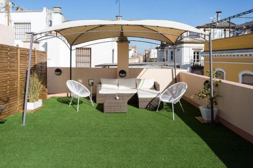 Encarnacion-Regina Apartamento | ESSE Ático. Precioso ático con terraza en pleno centro