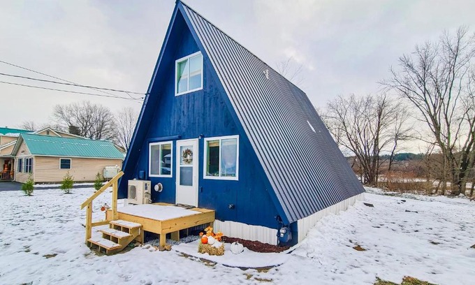 Essex Junction Casa | Essex Escape