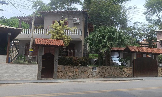 Vila Margarida Casa | Estúdio Aconchegante no centro de Miguel Pereira