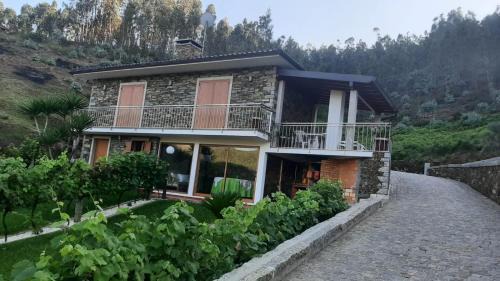 Castelo de Paiva Complejo | Estúdio de Amor