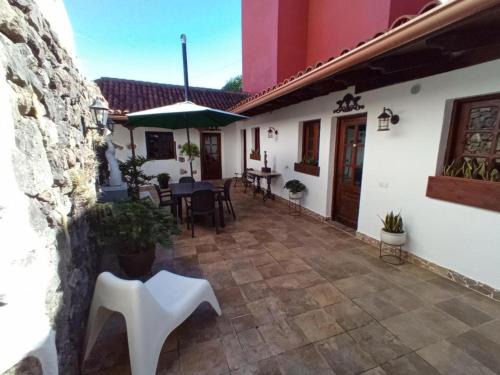 San Juan del Reparo Casa | Estancia para 2 Personas con Piscina en Garachico