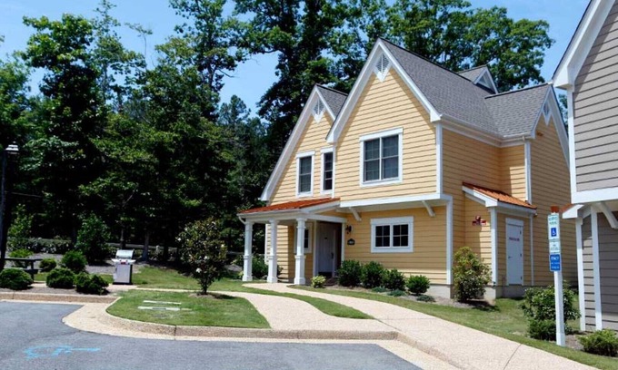 Lackey Casa | The Estates - 1BR Unit 1