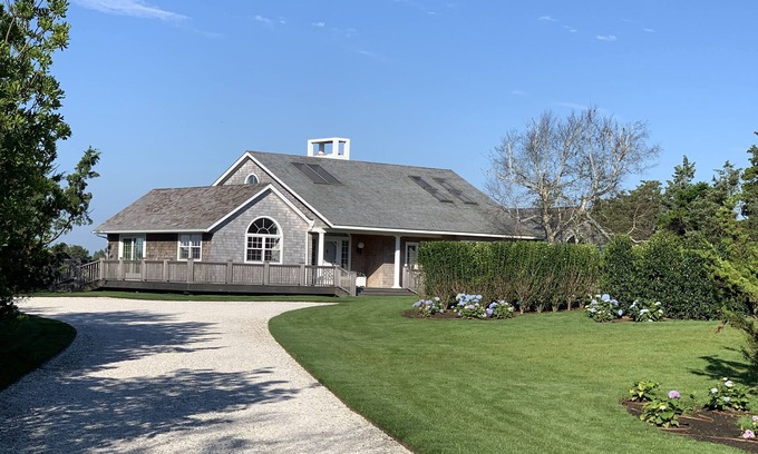 Quogue Casa | Sección de Bienes Quogue