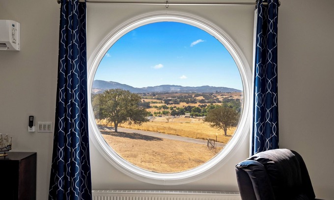 Paso Robles Casa | Estate@Whispering Oaks-2 Homes/1 Studio Hot Tubs