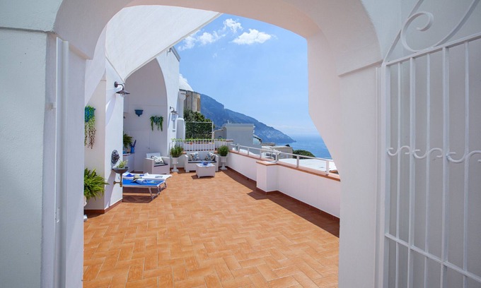 Chiesa Nuova Apartamento | Estate4home - Casa Antonietta
