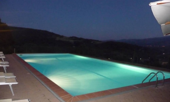 Pratovecchio Casa | TOSCANA TÍPICA CASA DE VIVIENDA CON PISCINA