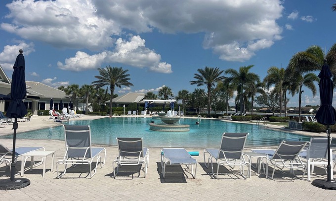 Estero Casa | Estero home with Resort style amenities and pool!