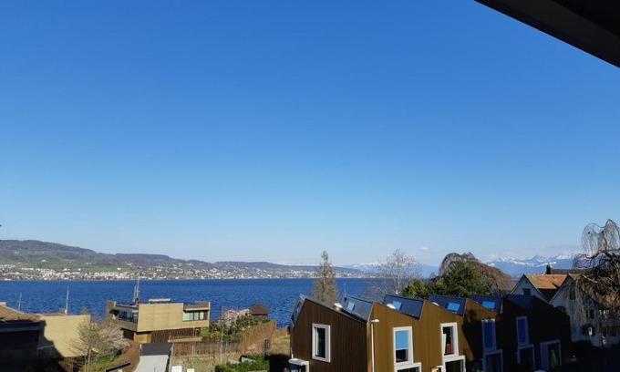 Horgen District Casa | Esther's Homestay - Big Room 26m2 chez l'habitant