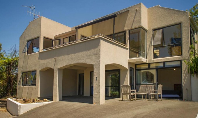 Whangamata Casa | Estuary Escape - Whangamata Holiday Home