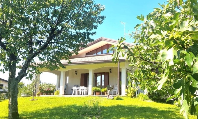 Arba Casa | Etage DE 105 M2 Completement Independant D UNE Villa Avec Grand Jardin Terrasse