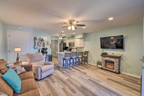 Lake Delton Casa | Ethels Beachfront Getaway