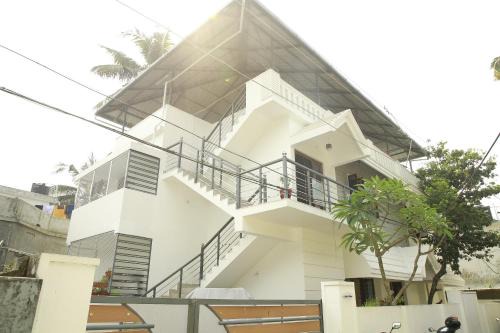 Fort Kochi Casa | ETHENS HOME