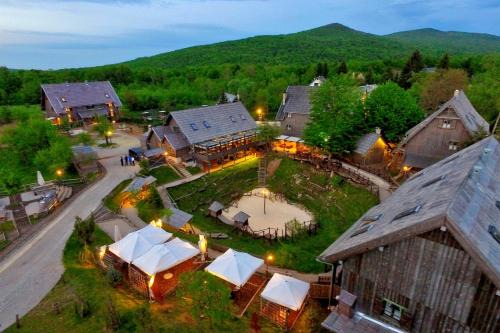 Seliste Complejo | Ethno Houses Plitvice Lakes Hotel