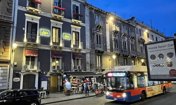 Catania City Centre Cama Y Desayuno | Etnea Style Catania Luxury Rooms