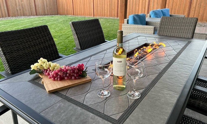Central Oregon Casa | Eugene Summer Retreat- 4Bedroom-2Master Suites 3Bath
