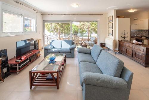 Kato Diminio Casa | Eugenias Getaway by the Sea - Diminio Escape