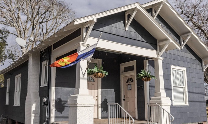 Downtown Casa | Evangeline A in Lafayette